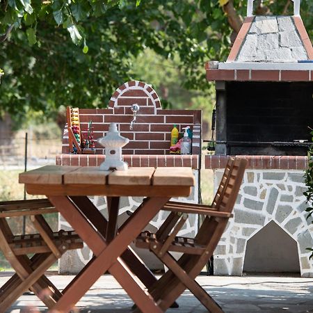 הוילה סיקיה Pratsas House מראה חיצוני תמונה